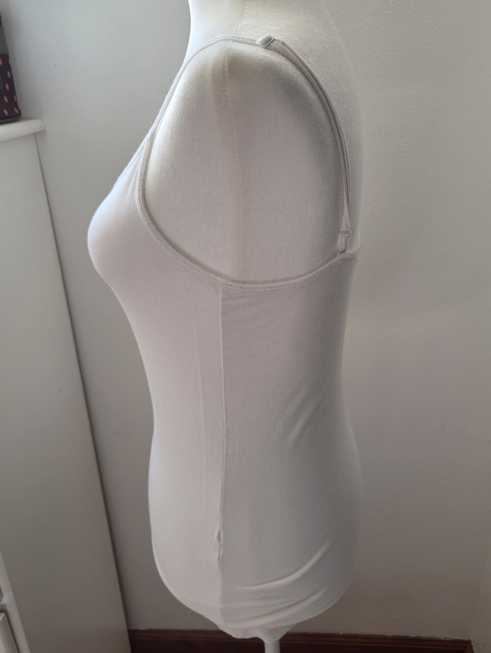 Forever 21 White Casual Layering Everyday Basic Minimalist Tank Top Small - Picture 2 of 10